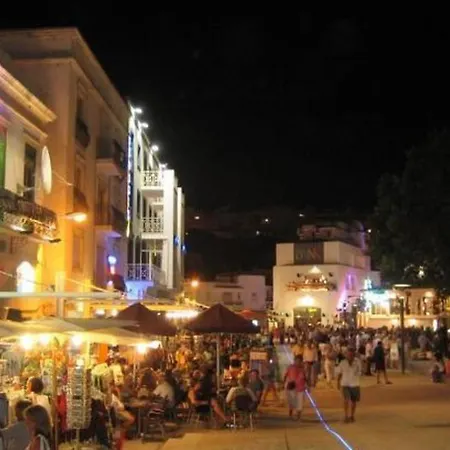 1 Bedroom 5 Min Falesia Beach And Close To Center - E * Албуфейра